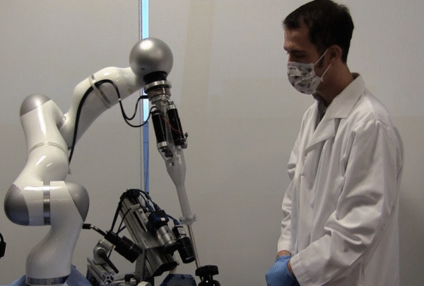 How Robots Are Assisting in Surgery